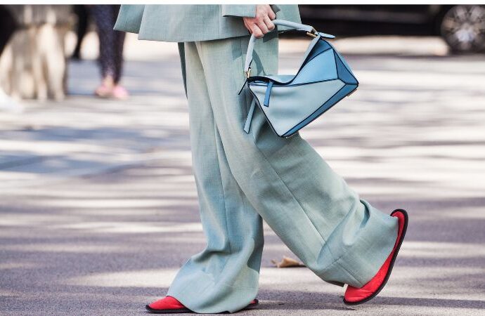 B Nice Shop: Your destination for women's fashion with the latest style trends. Find elegant and modern looks, from stylish skirts and exclusive tops to the perfect jacket. Women's clothing that combines quality and style.